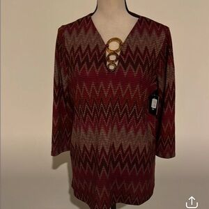 NWT tacera L red zig zag print shirt soft 776